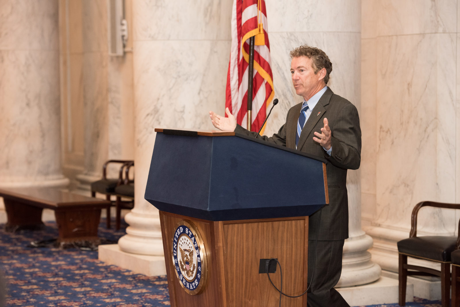 Sen. Rand Paul welcomes Washington D.C. interns to the series and introduces guest speaker, Peter Schiff.