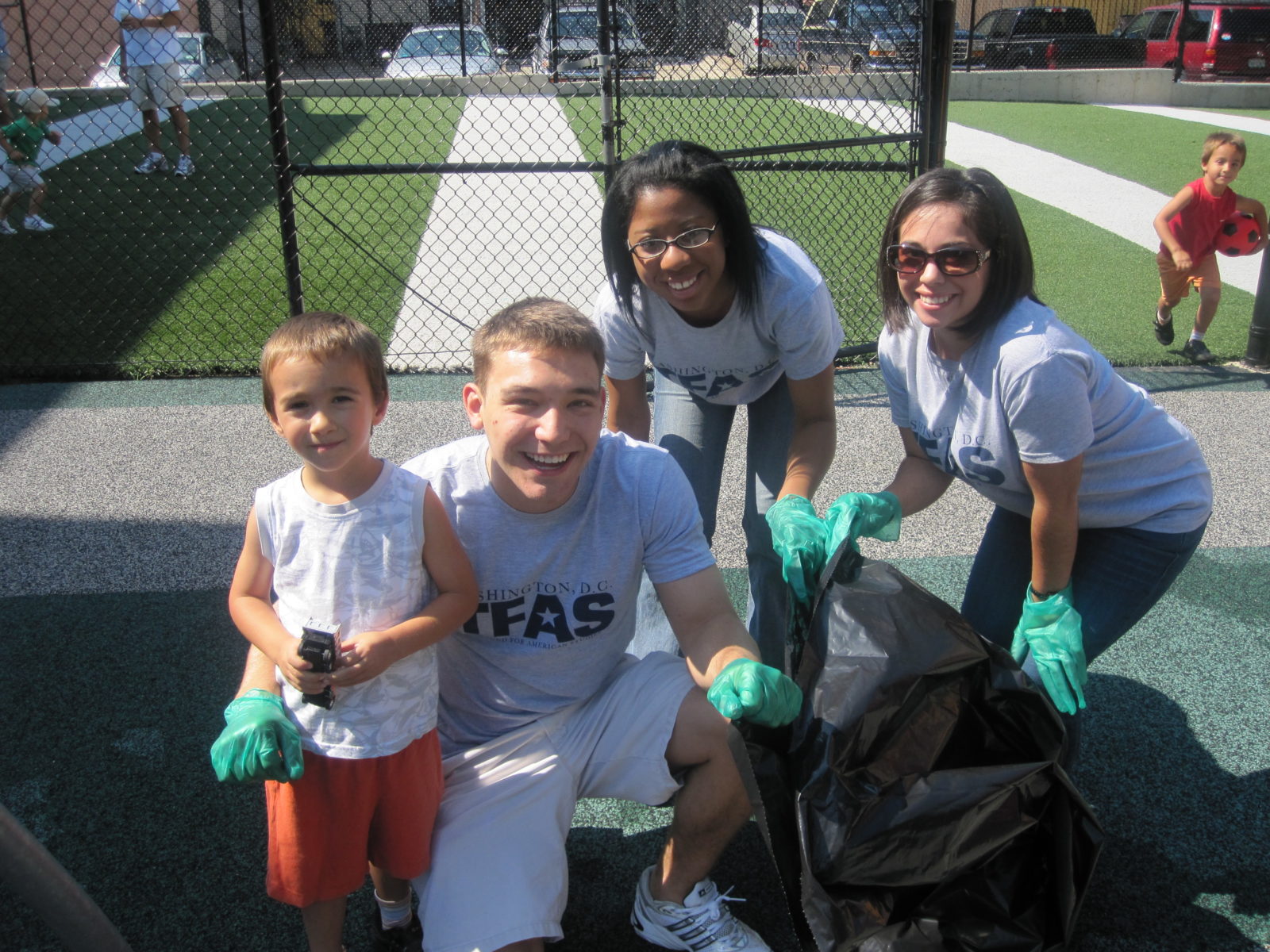Students and alumni from various institutes helped clean Ross Elementary School for a service project during Alumni Weekend.