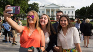 Hannah Winters selfie at White House